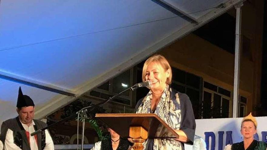 La Alcaldesa, ayer, durante la lectura del pregón en Torremolinos.