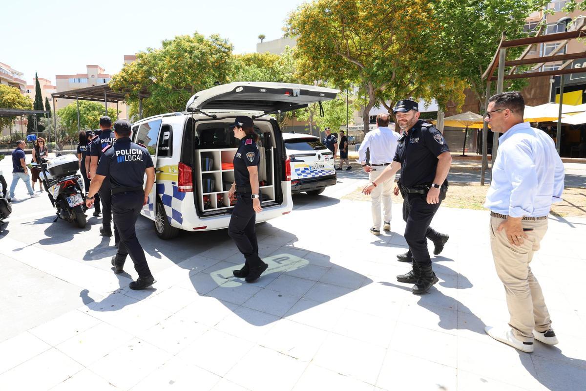 La Policía Local de Ibiza se refuerza con 11 agentes y 13 vehículos