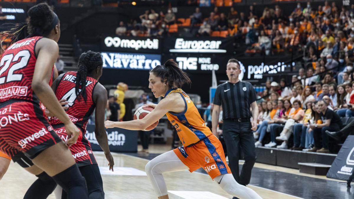 Cristina Ouviña, en el playoff de semifinales ante el Girona.