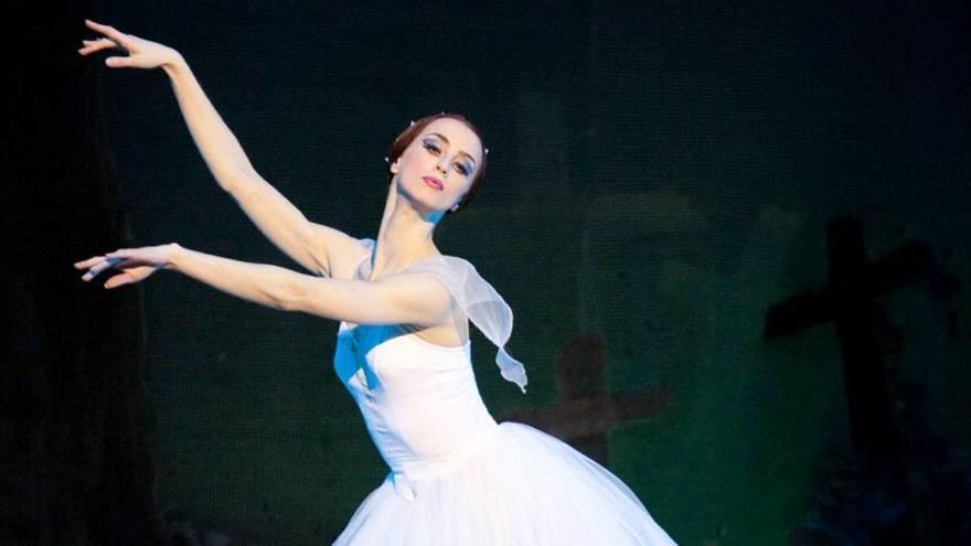 &#039;Giselle&#039; une emociones y danza en el Teatro Romea