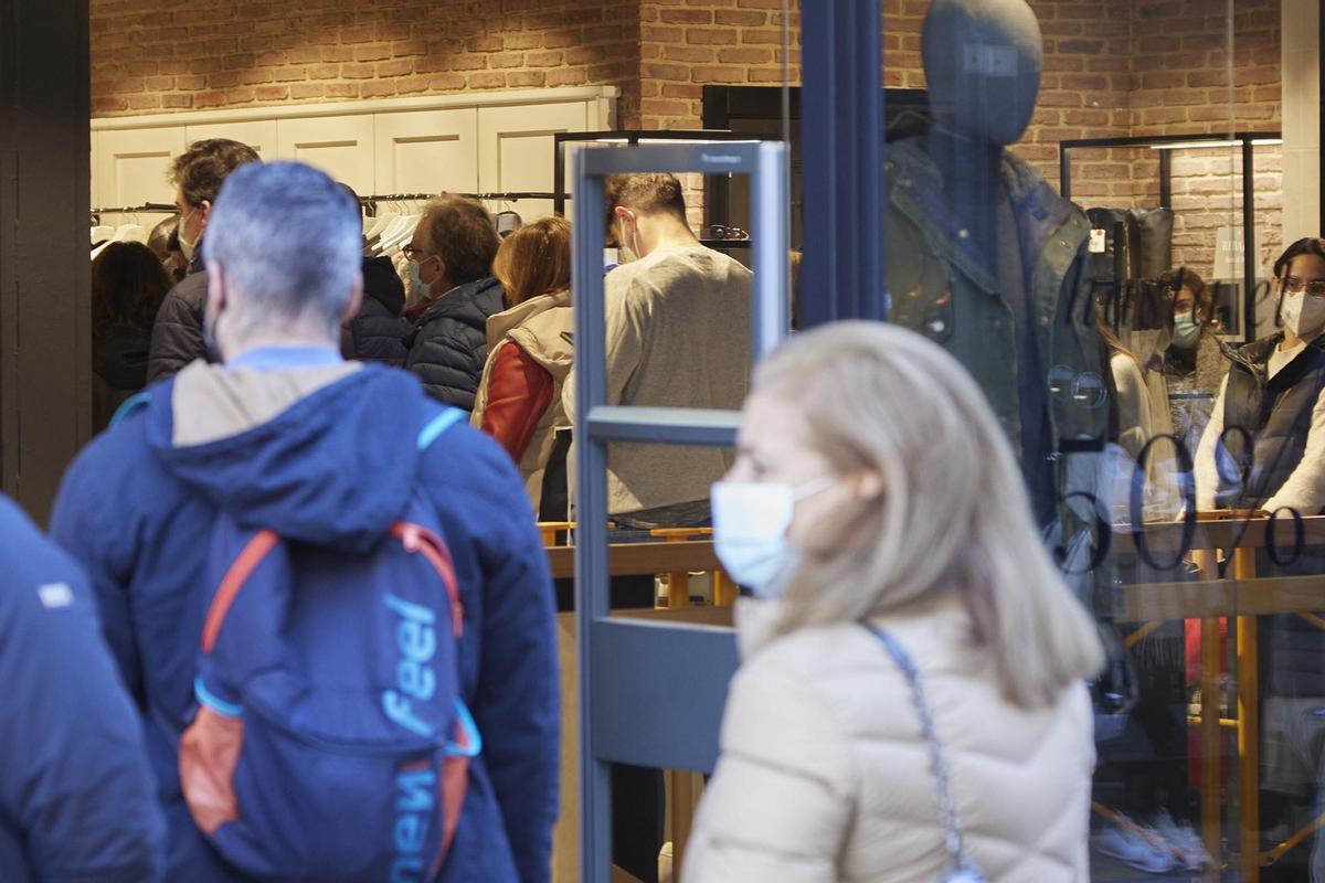 Les vendes del comerç minorista moderen la seva pujada el febrer fins a l’1,7% Les vendes del comerç minorista moderen la seva pujada el febrer fins a l’1,7%