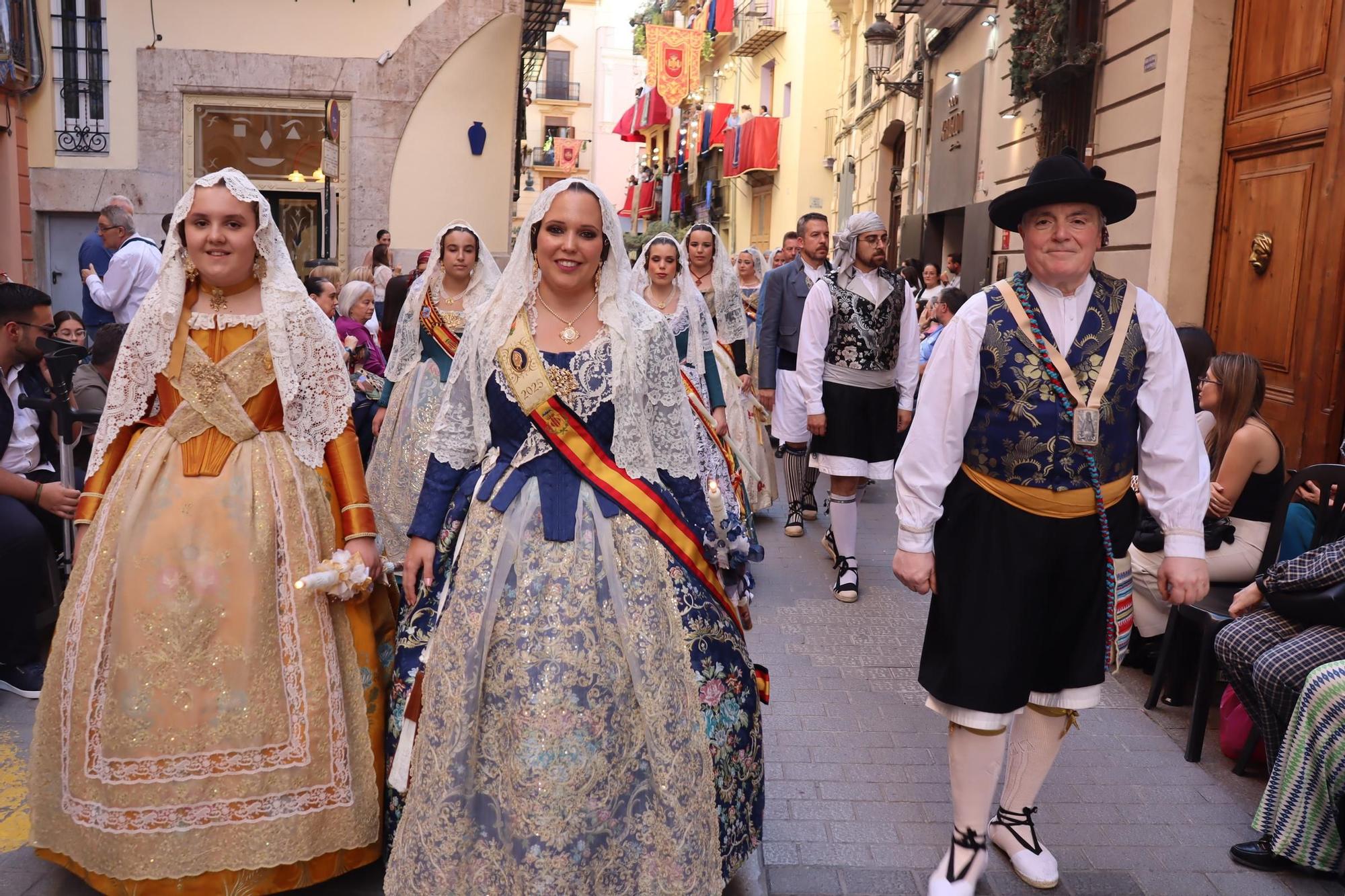 Comisiones de falla en la Procesión de la Virgen (3/5)