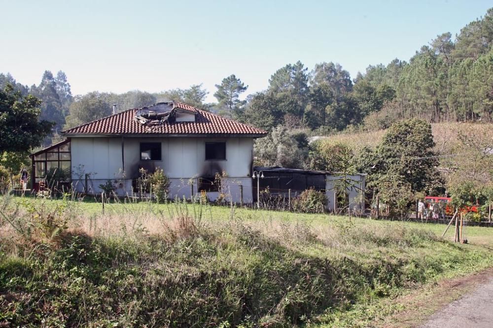 Así ha quedado la casa que ardió el jueves en Berres