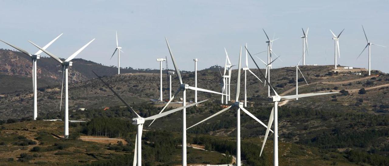 Aragón barre a la C. Valenciana en la pelea por la energía eólica por la parálisis de Economía