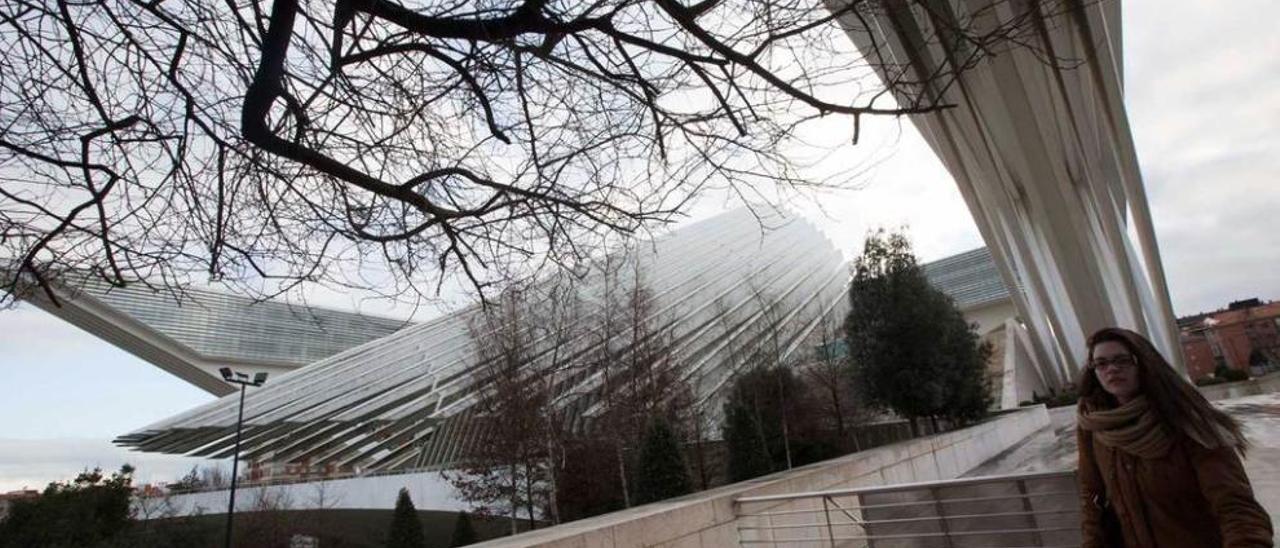 El edificio de Santiago Calatrava que acoge el palacio de Congresos, en Buenavista.