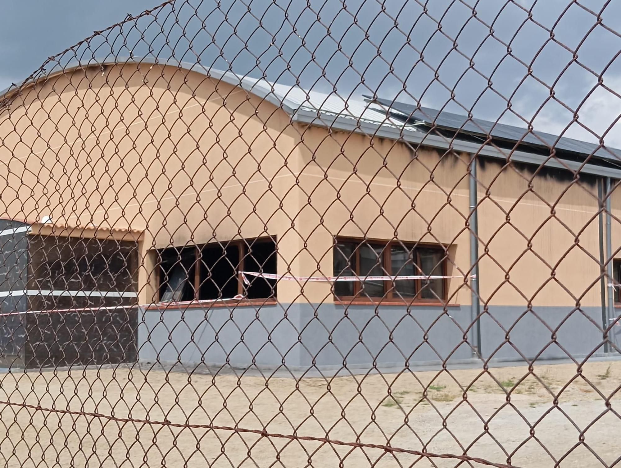 Investigan el incendio de un centro islámico en la localidad catalana de Piera