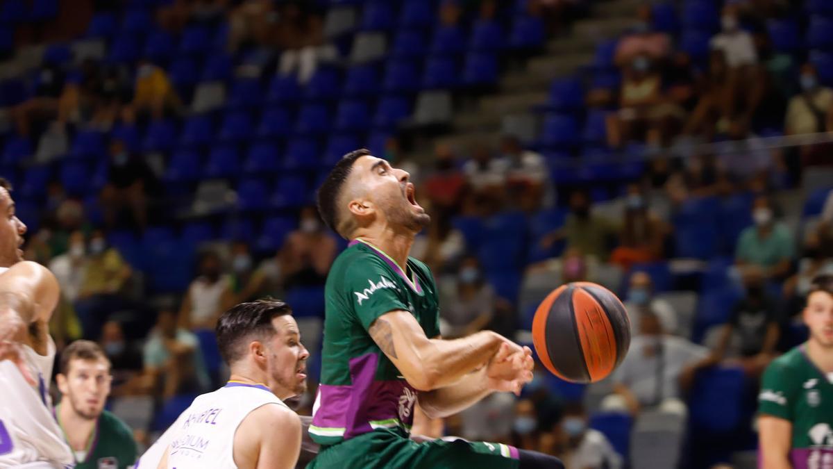 Las imágenes del Unicaja - Real Madrid del Trofeo Costa del Sol 2021.