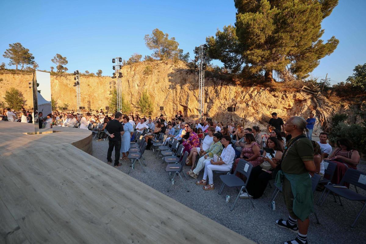 Pasarela Adlib 2025
