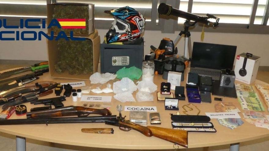 Detenidos en Villanueva de la Serena tres miembros de un grupo por robos y tráfico de drogas