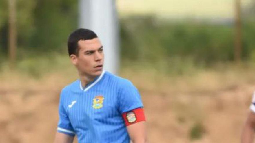 Damián Cáceres, nuevo refuerzo para la medular del Sporting B