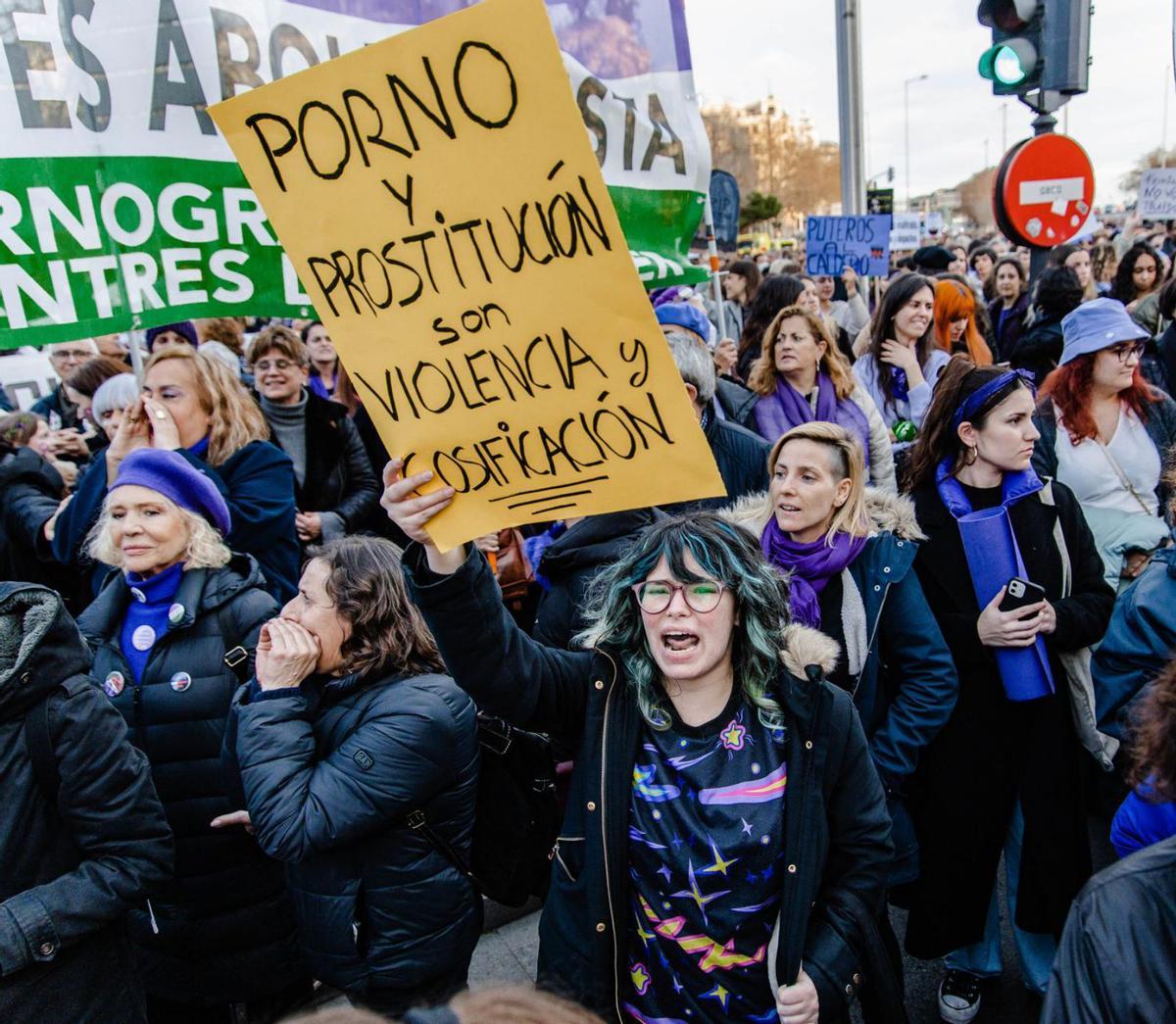 Les abolicionistes exigeixen a la Generalitat «mesures efectives» contra la prostitució Les abolicionistes exigeixen a la Generalitat «mesures efectives» contra la prostitució