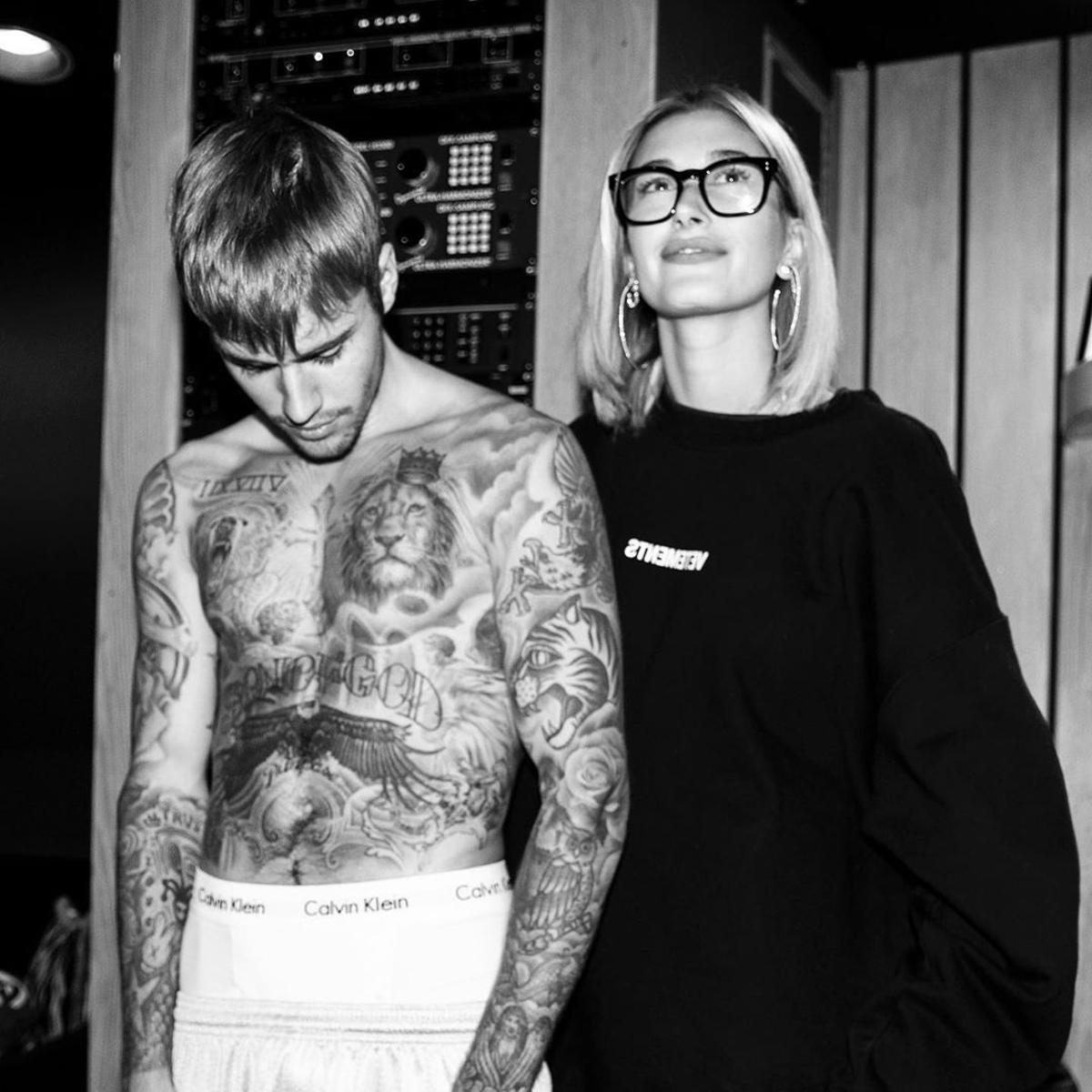 Hailey y Justin en el estudio. Instagram @justinbieber