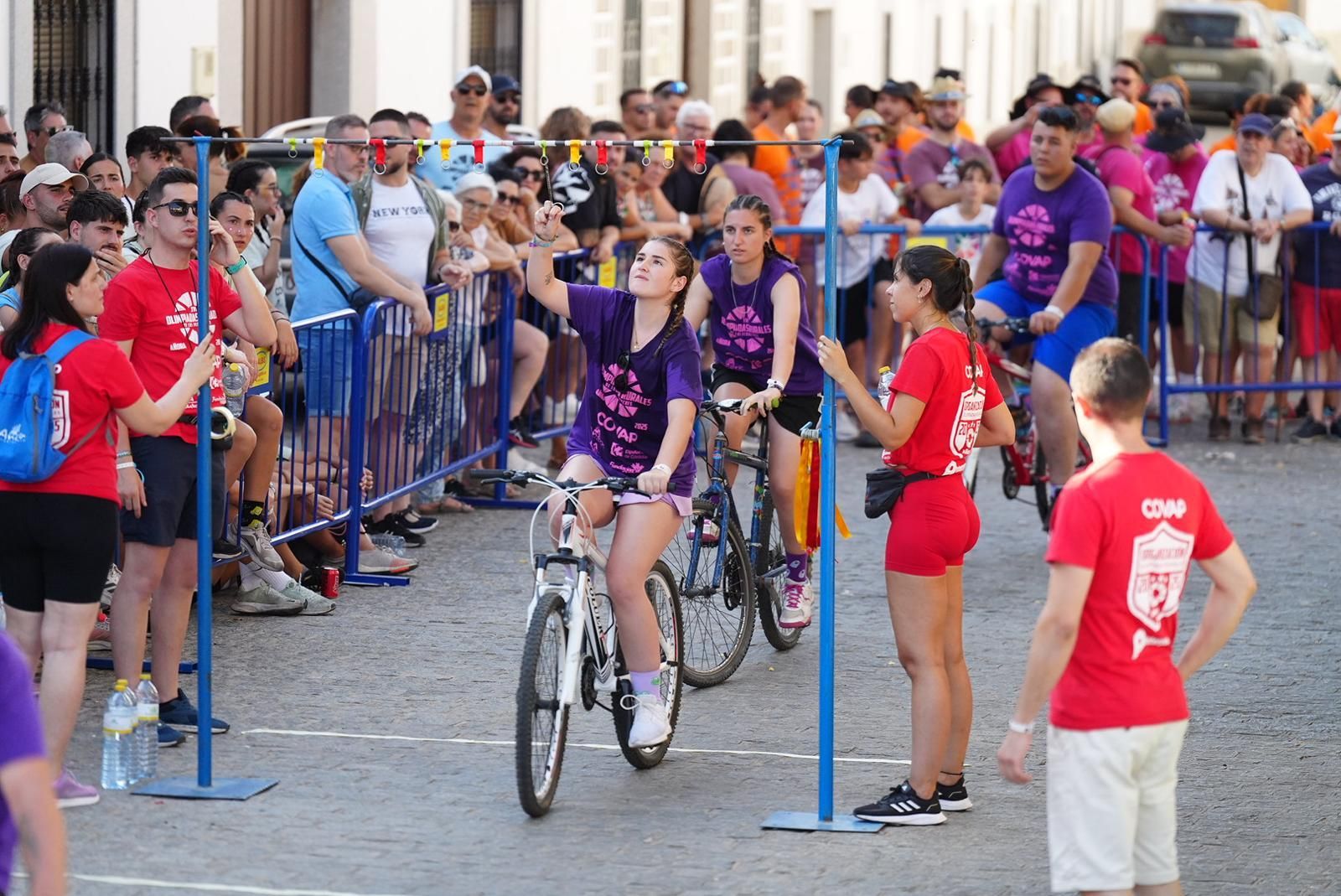 Añora vive una intensa jornada de juegos en las Olimpiadas Rurales