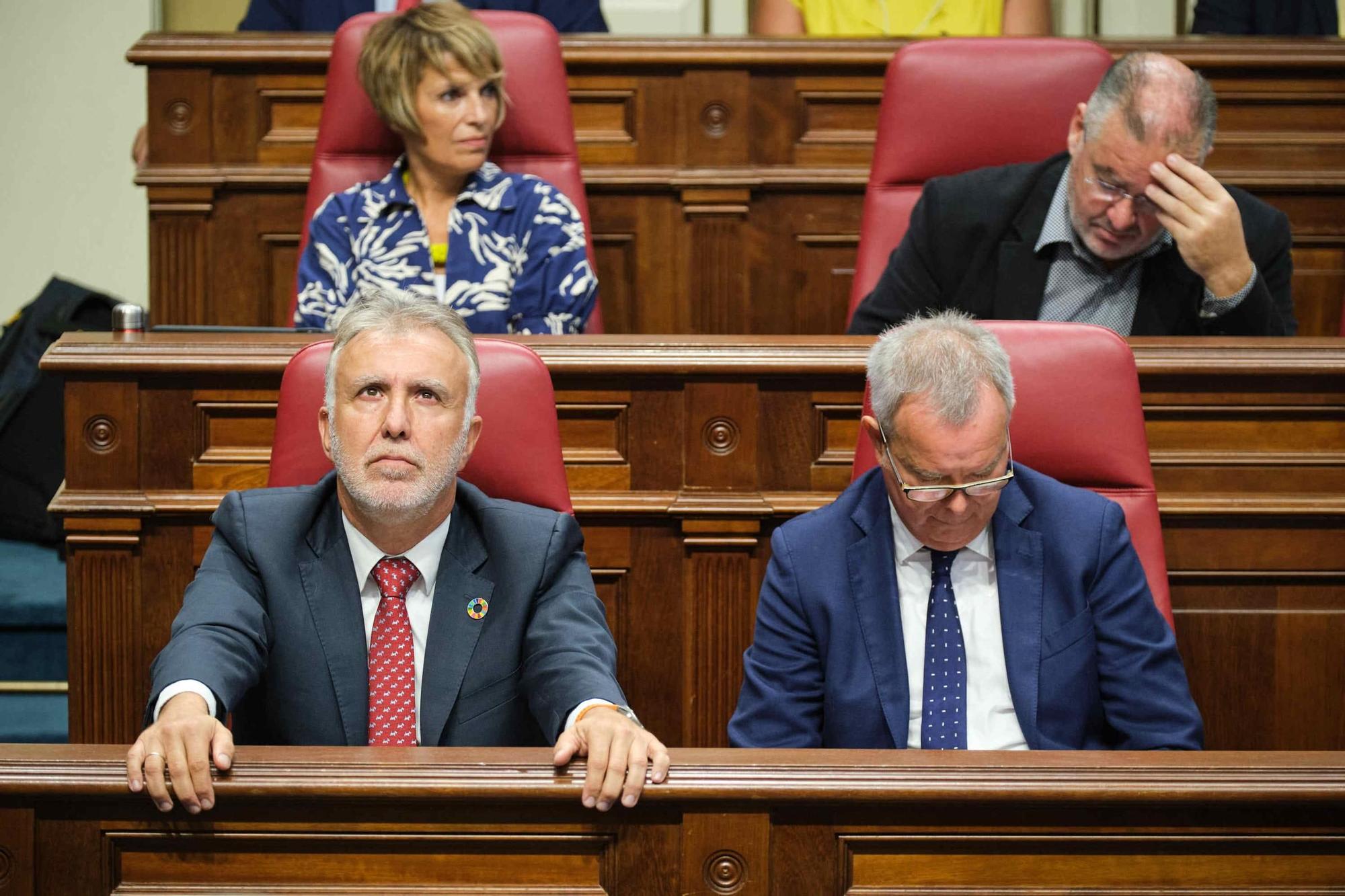 Pleno del Parlamento de Canarias