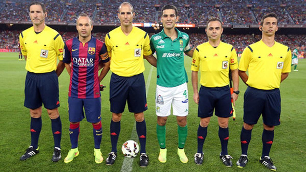El primer equipo se reunió con Álvarez Izquierdo, el árbitro del Gamper