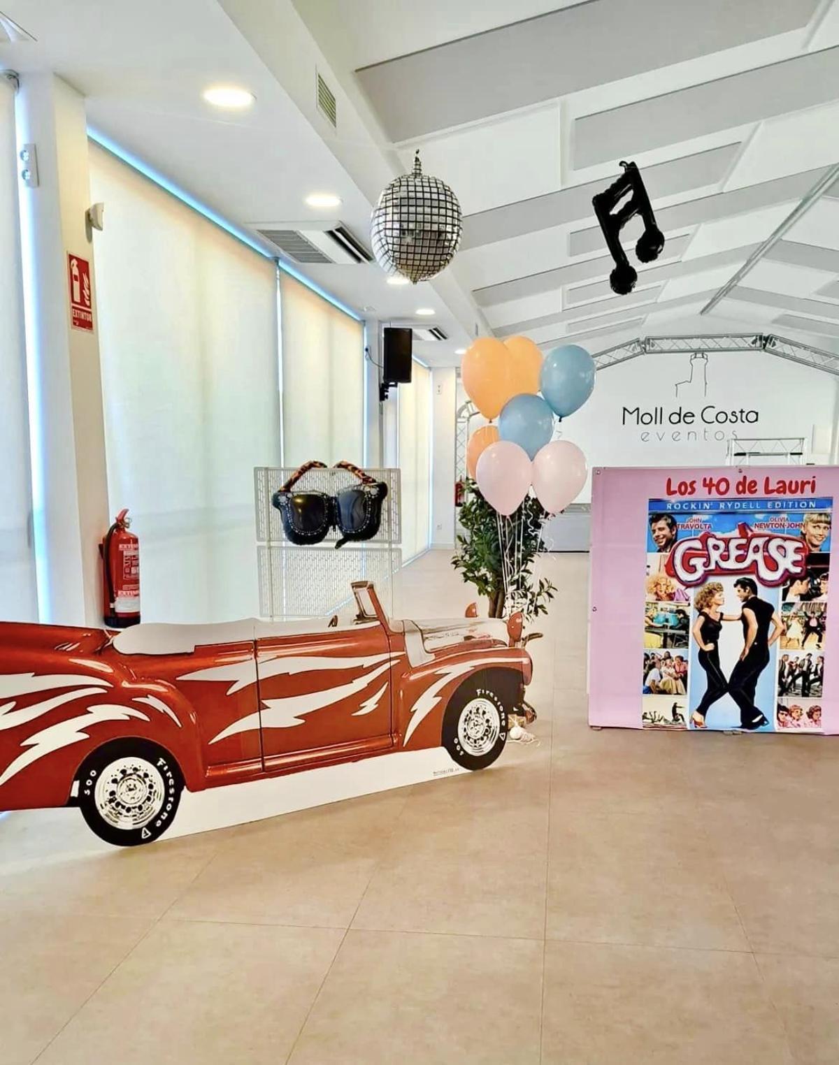 El salon ofrece la máxima personalización en la decoración.