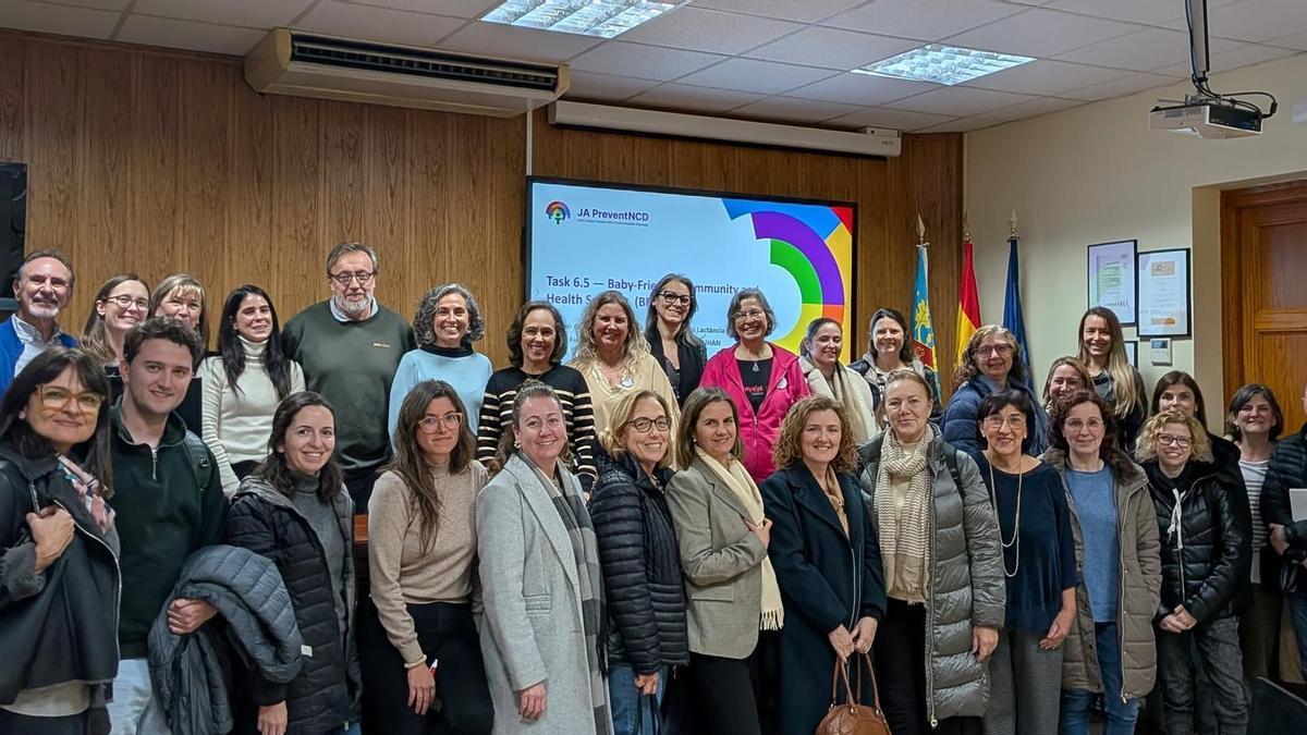 Participantes en las jornadas sobre lactancia materna.