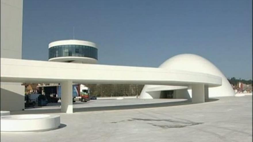 El centro Niemeyer pasa a depender del Principado