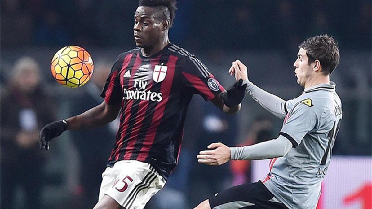 Balotelli decidió el choque a favor del Milan