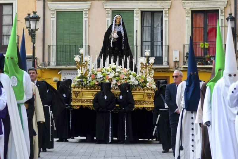 Acto de la Virgen de la Soledad ante el Cristo de la Cama