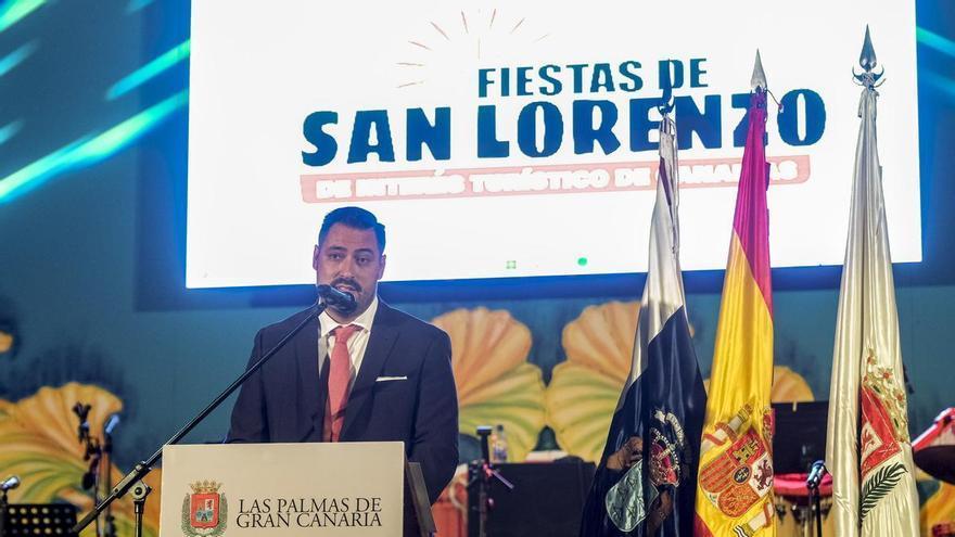 El vecino Carlos Cabrera llama a fortalecer lazos comunales en el pregón de las Fiestas de San Lorenzo