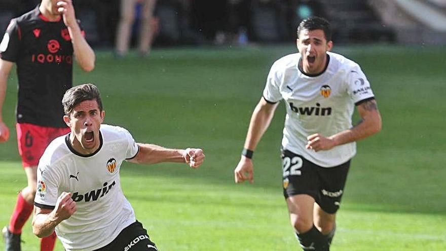 Paulista celebra el gol del empate (2-2) ante la Real Sociedad