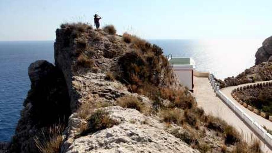 Benidorm y l&#039;Alfàs se unen y lanzan cuatro rutas a pie por el parque de la Serra Gelada