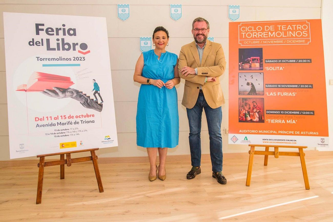 Mercedes Ron en la Feria del Libro de Murcia - FERIA DEL LIBRO MURCIA