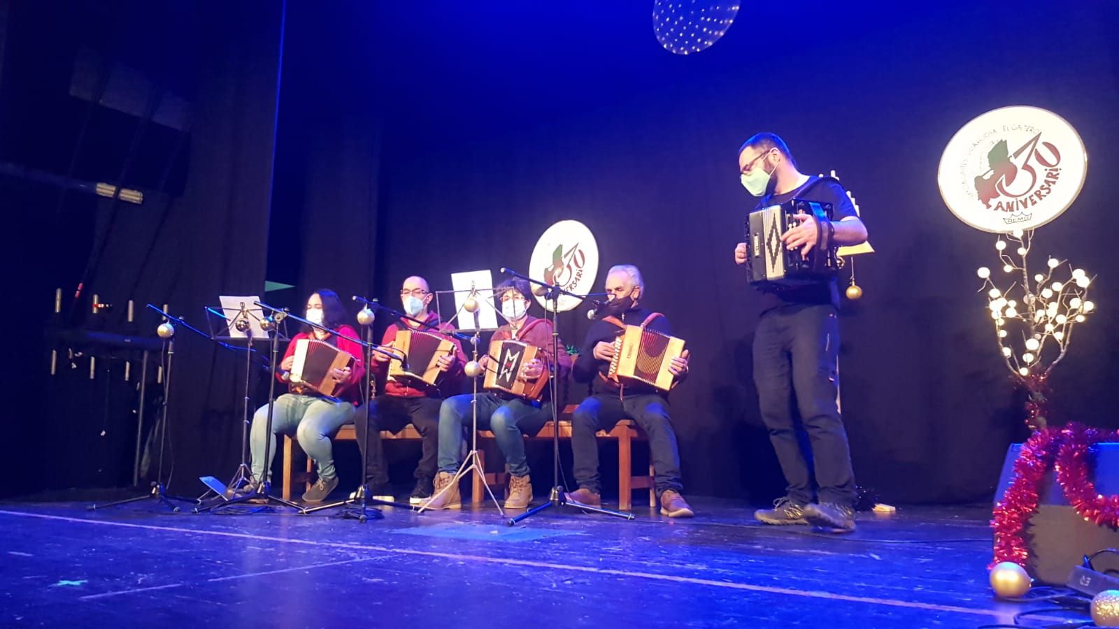 Así fue el festival de la Banda de Gaitas Villaviciosa-El Gaitero