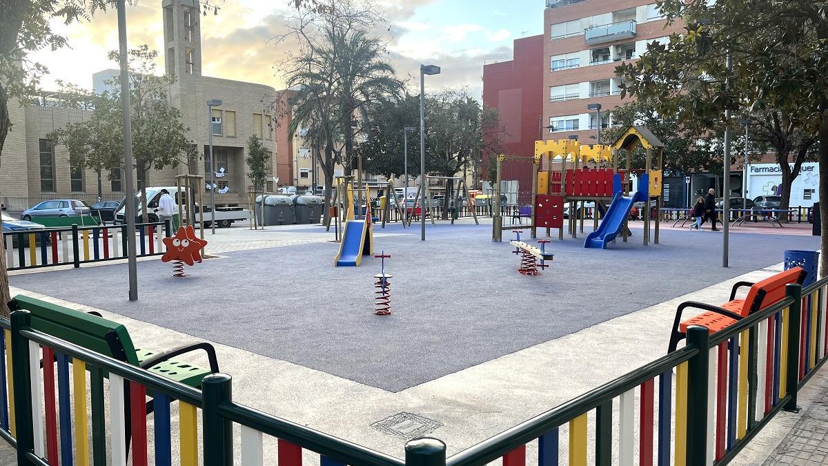 Plaza Xúquer de Paiporta (Valencia) rehabilitado dentro de la iniciativa Alcem-se