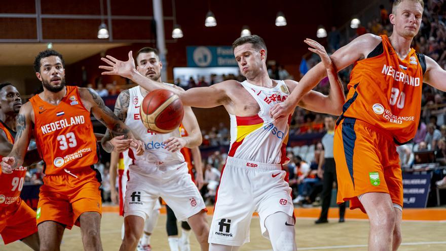 España coge confianza ante Países Bajos (64-86) con buen papel de López-Arostegui