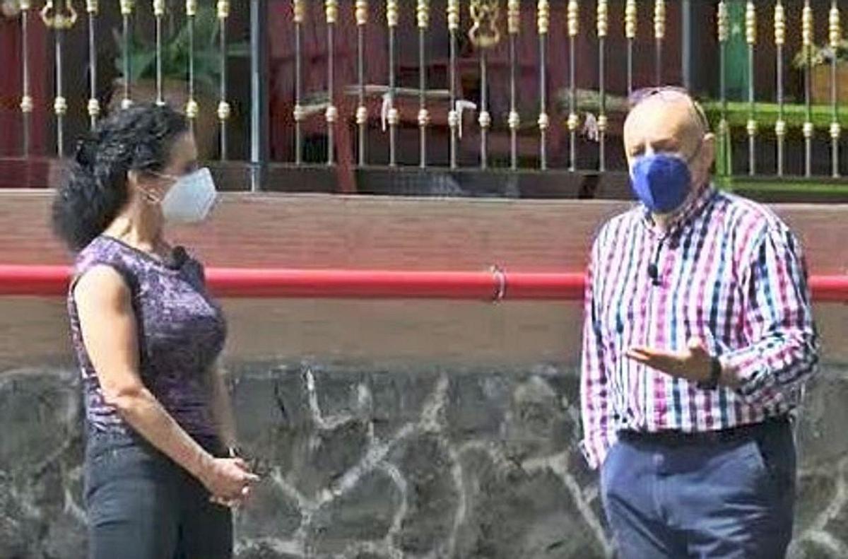 El Hogar Santa Rita acoge en la actualidad a unos 600 mayores y recibe cada año 6,5 millones de euros por las plazas que tiene concertadas con el Cabildo de Tenerife. Su director gerente es Tomás Villar (izquierda) que se ha pronunciado sobre las últimas polémicas en un vídeo grabado y divulgado por el propio Hogar Santa Rita (dcha.). | M. PISACA / D. PADRÓN /