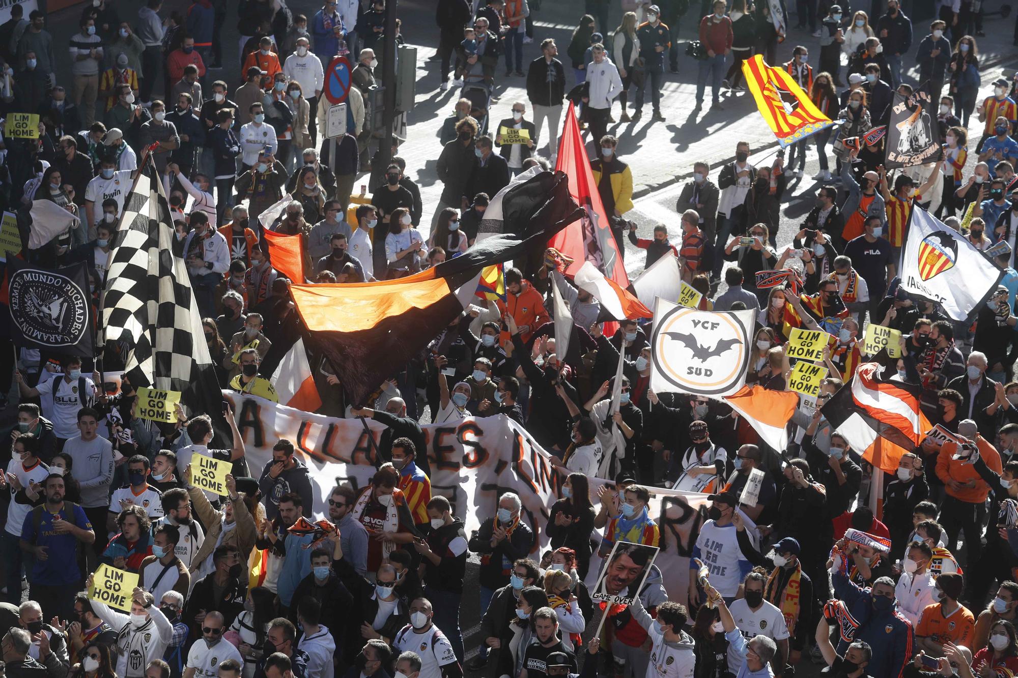 La manifestación valencianista contra Peter Lim (segunda parte)