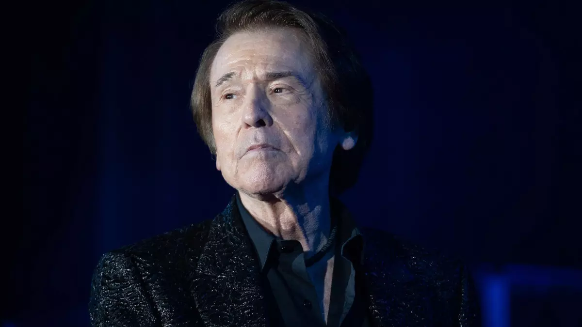 Paran el programa Tardear para dar una última hora sobre el cantante Raphael
