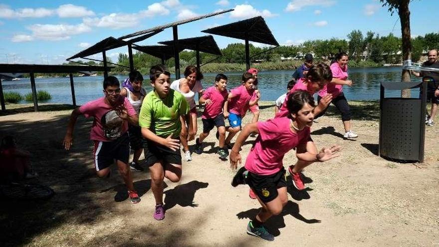 Los niños de San Frontis, protagonistas de la semana cultural