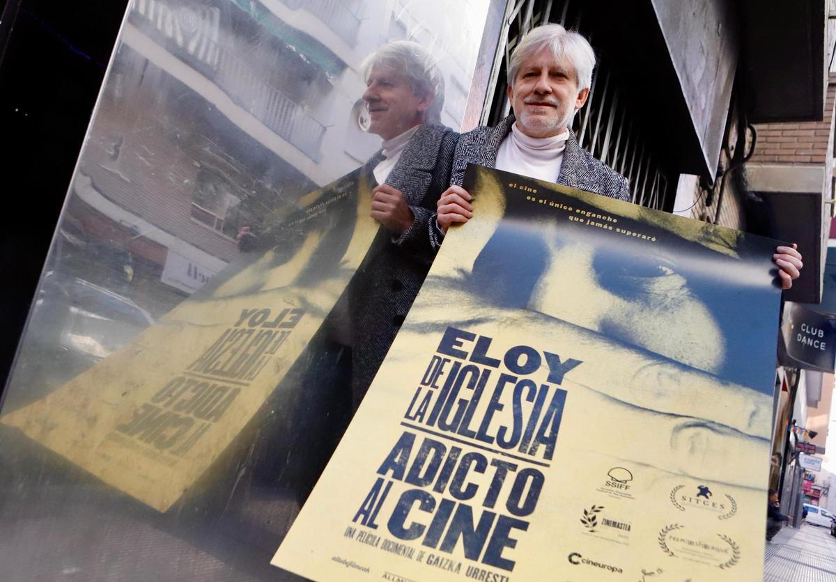 Gaizka Urresti con el cartel del documental.