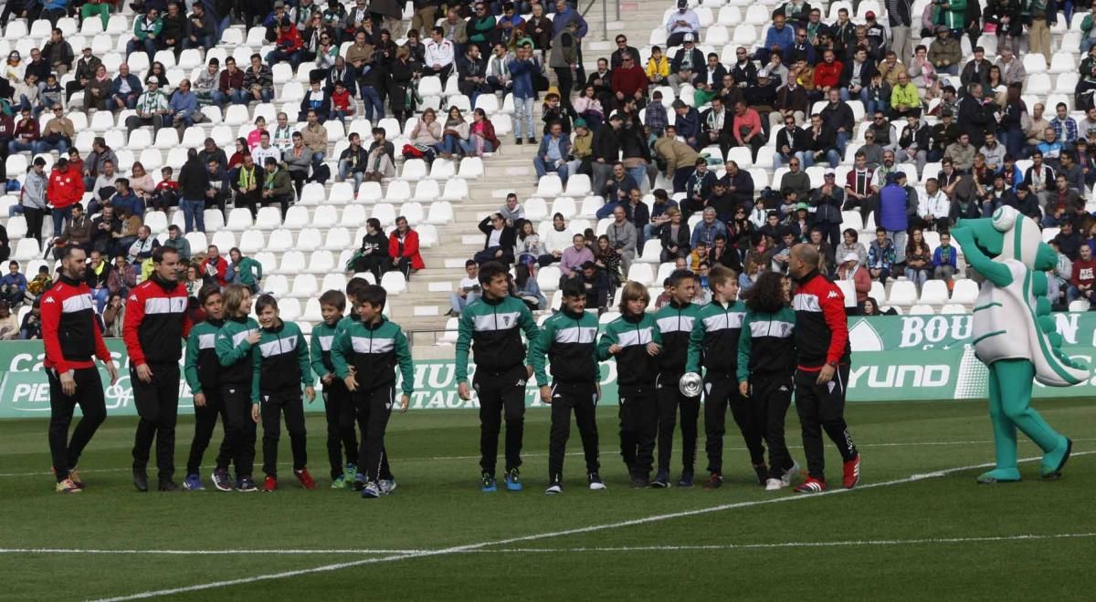 La Afición cordobesista se vuelca con el equipo