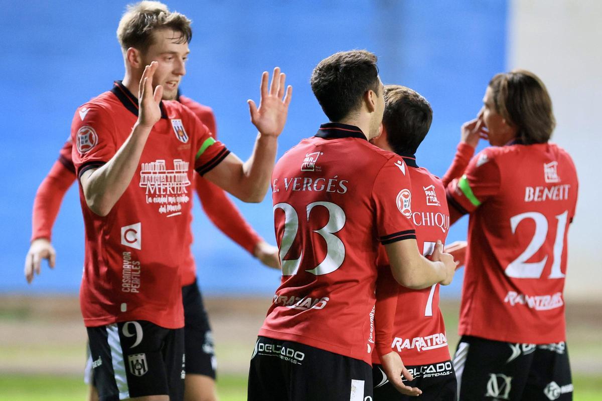 Las imágenes del Real Avilés - Mérida