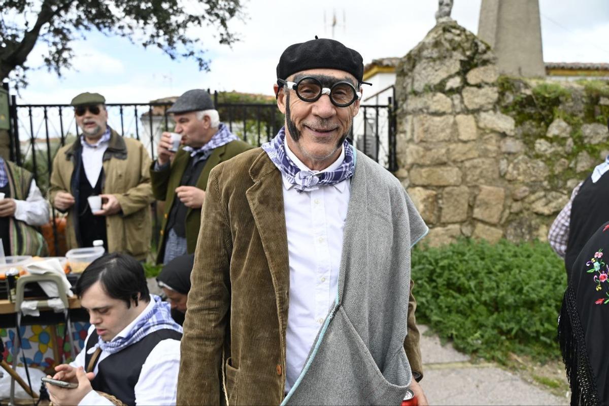 Un paisano en la celebración.