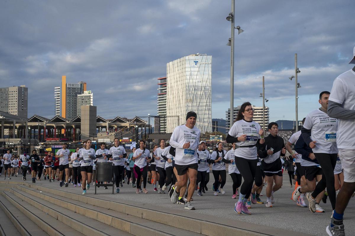 Barcelona corre contra el cáncer en el Fòrum