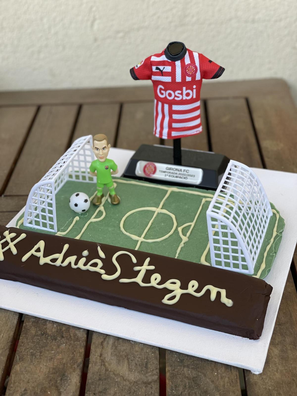 La mona de Pascua del Girona i Ter Stegen del 2023.