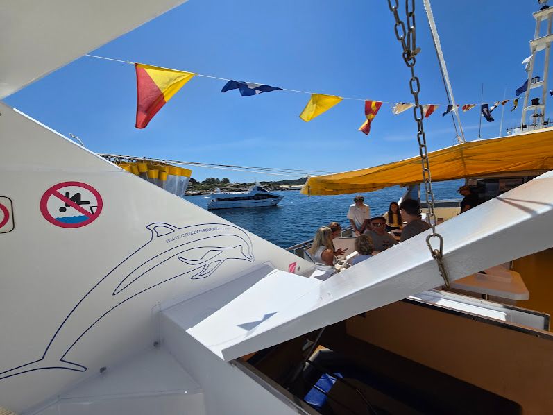 Así se disfruta de los catamaranes de O Grove.