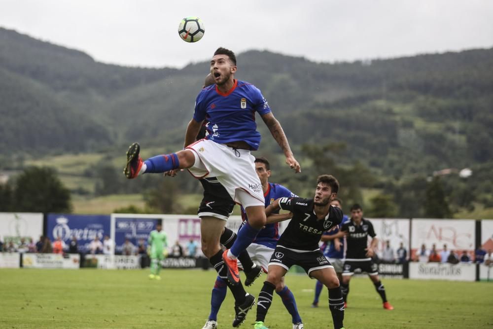 Amistoso de pretemporada Lealtad-Real Oviedo