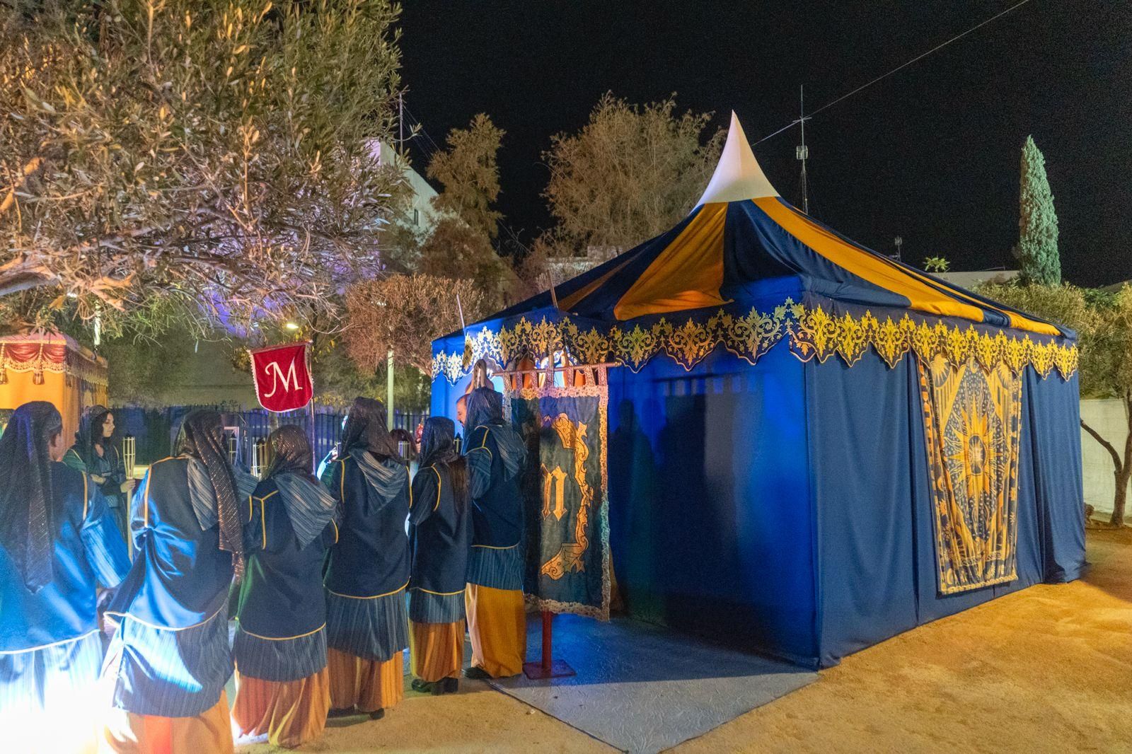 La Vila Joiosa recibe a los Reyes Magos por la puerta grande