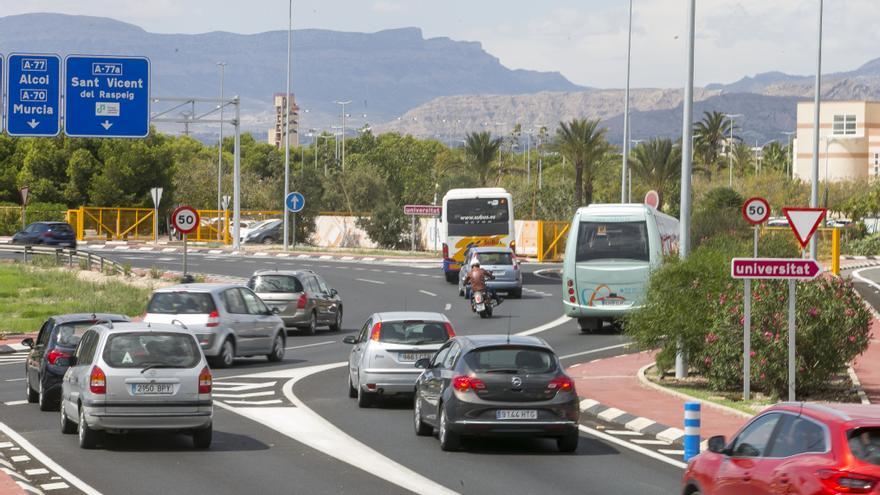 Transportes invierte un millón de euros para mejorar el acceso a la Universidad de Alicante desde la A-70