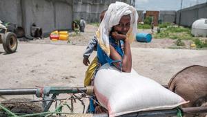 L’ONU suspèn el repartiment d’aliments a Etiòpia pels saquejos dels rebels