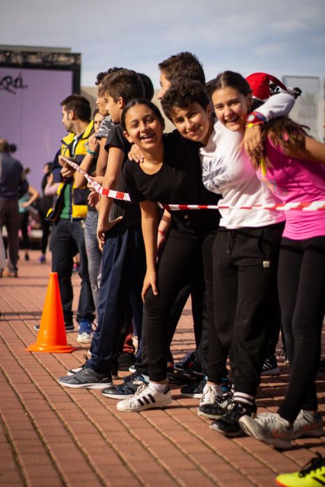 Más de 600 alumnos participaron en la II Carrera Solidaria organizada por el IES Mediterráneo en una jornada deportiva y muy festiva