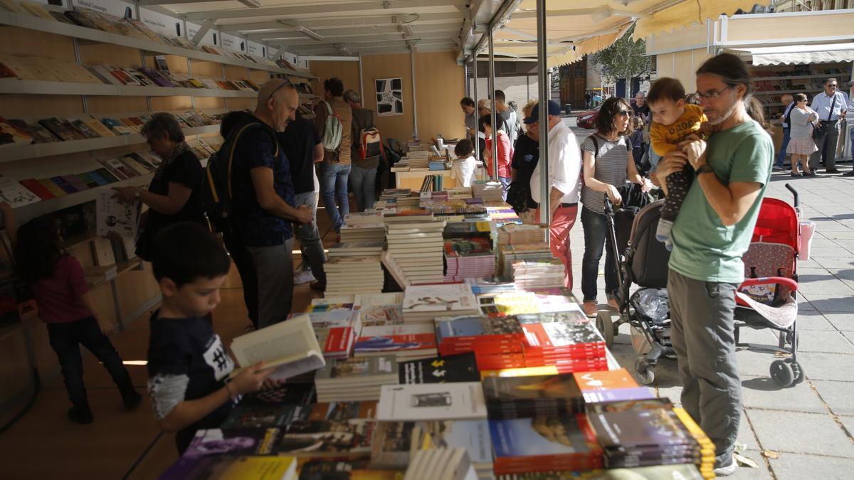 La Plaça del Llibre de València en 2019.