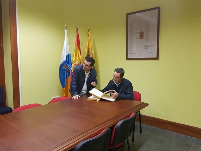 José Bono visita Gran Canaria antes de participar en el Foro Prensa Ibérica