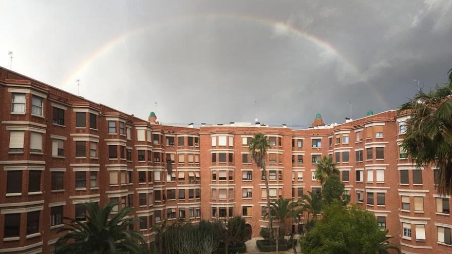 El jardín de la Finca es un lugar de encuentro de los vecinos